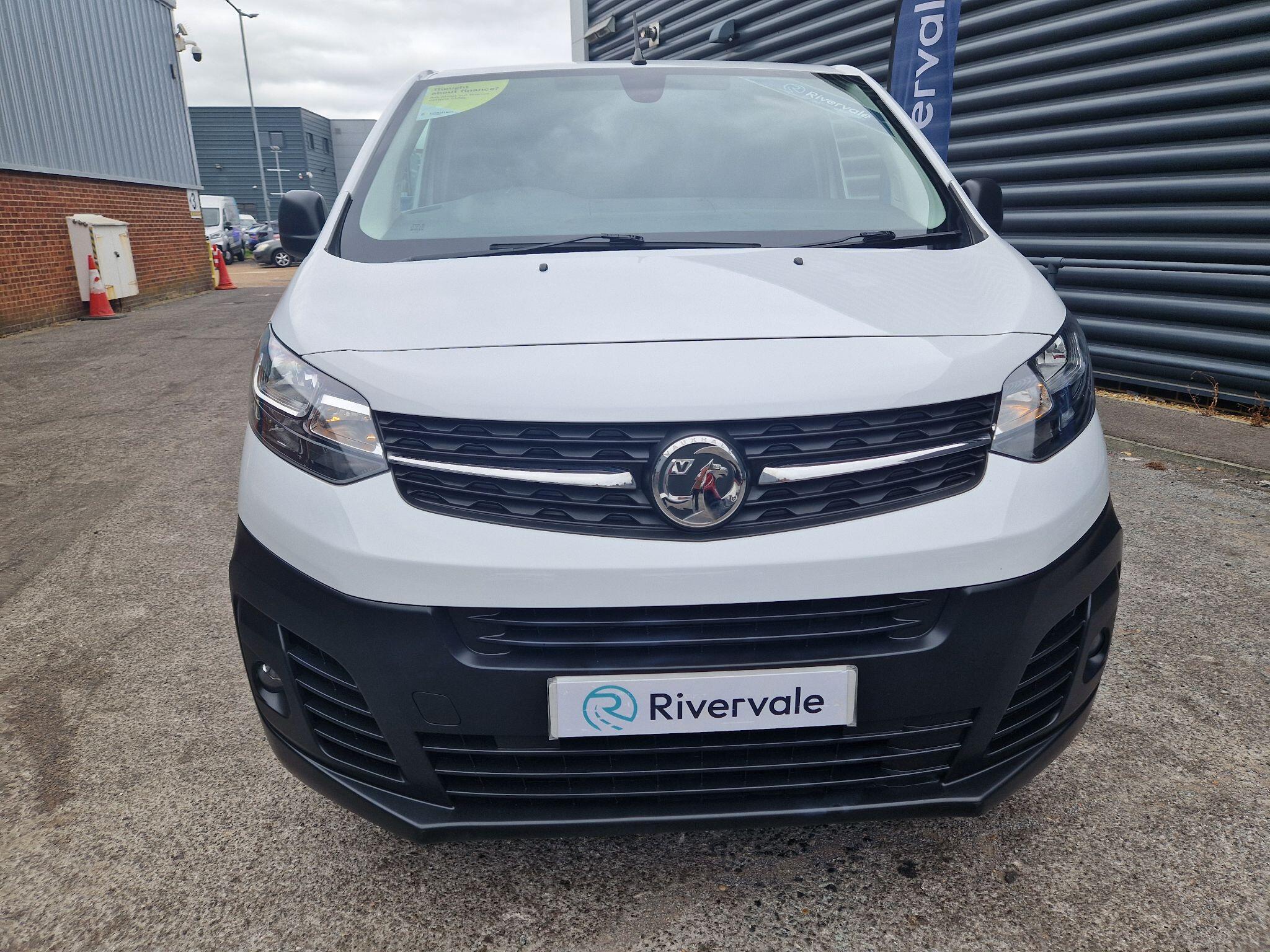 Vauxhall Vivaro image 4